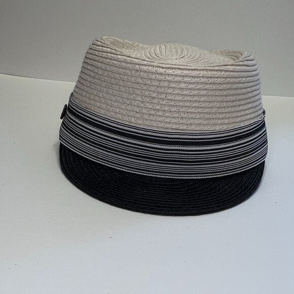 D&Y Straw Newsboy cap in Ivory and Navy Blue - Picture 3 of 11